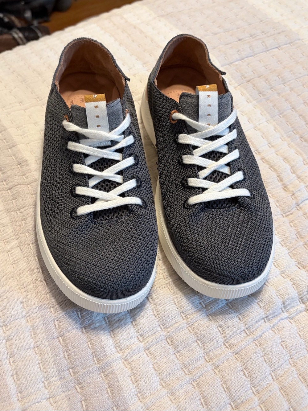 Reef Women’s Gray Knit Lace-Up Sneakers